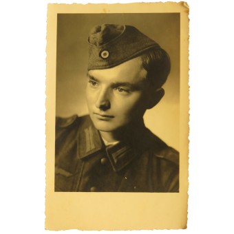 Wehrmacht soldier Helmut Hack, mid war made portrait photo. Espenlaub militaria